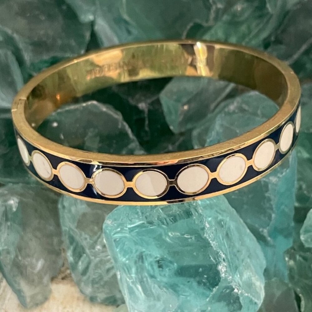 KATE SPADE BANGLE BRACELET PEARLS OF WISDOM NAVY GOLD CREME HINGED CLOSE PREOWN